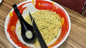 拉麵https://www.facebook.com/photo.php?fbid=621373423340131&set=a.447810047363137&type=3