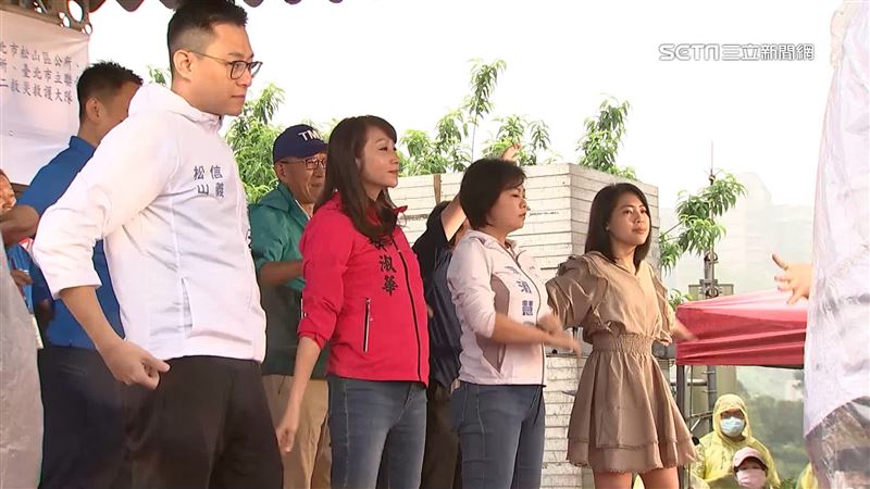 芯費初選民調開跑　許淑華直播尬洪健益