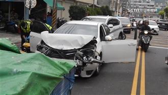 獨／車禍揭驚悚情殺！女乘客「渾身刀傷」