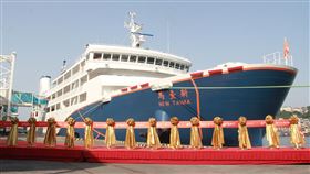 新台馬輪預計6月起 接手基隆、馬祖對開航次「新台馬輪首航典禮」16日下午在基隆港舉行，新台馬輪（圖）預計從6月1日起接手台馬之星，航行基隆至馬祖每天對開一航次。中央社記者王朝鈺攝 112年4月16日