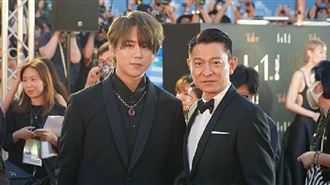 兩代香港天王合照！網：劉德華帥的好突出