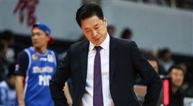 中國籃球CBA打假球（圖／翻攝自微博）