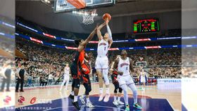 上海久事隊和江蘇肯帝亞在季後賽消極比賽遭CBA聯賽重罰。（圖／翻攝自上海久事微博）