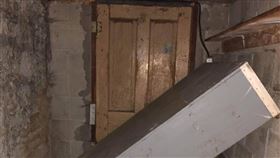 地下室驚見「神秘暗門」新屋主吐1原因…打死也不想靠近