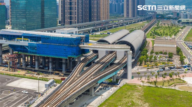讚侯友宜拆廠重劃！賴正鎰：建商準備插旗