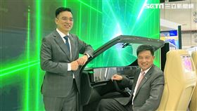 友達董事長彭双浪（右）與執行長柯富仁（左）。（圖／記者戴玉翔攝影）