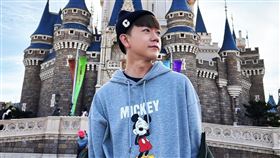 李岳(翻攝臉書)