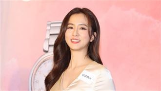 衰捲周孝安離婚風波　周曉涵露面回應了