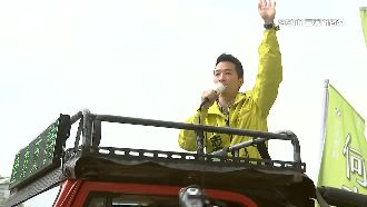 遭何志偉提告　王世堅酸：一哭二鬧三提告