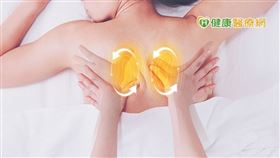 在面對工作和生活上的壓力時，許多人容易出現腰酸背痛、慢性發炎、不明疼痛及失眠等問題，大大影響身心健康及生活品質。