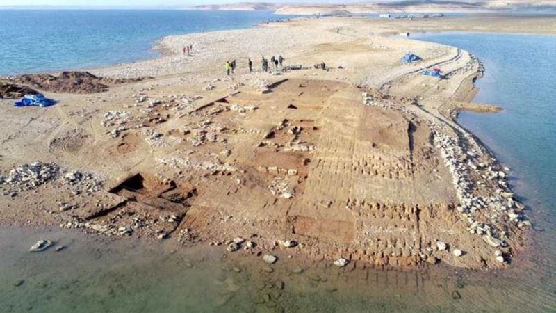 水庫乾涸驚見3400年前古城　神秘王國現身