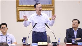 朱立倫出席國民黨中常會。(圖/國民黨提供)