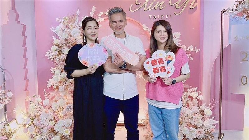 女星幫證婚鬧烏龍　馬國賢險簽同婚書約