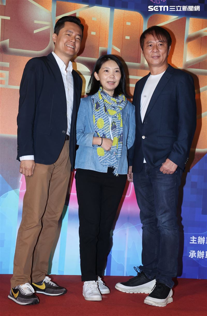 王自強、庹宗華、王滿嬌（滿嬌姨）、陸小芬、游安順、曾珮瑜、林秀玲、葉周權、蘇明明、鄧九雲、陳雪甄與非常多影人導演與製片等老師出席2023國片起飛 造勢記者會。（記者邱榮吉/攝影）