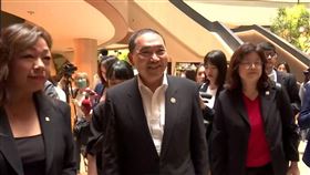 侯友宜赴新加坡，參訪濱海灣綠色永續建築。