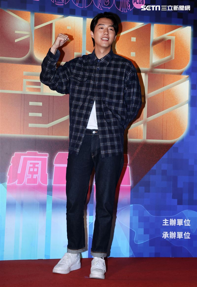 王自強、庹宗華、王滿嬌（滿嬌姨）、陸小芬、游安順、曾珮瑜、林秀玲、葉周權、蘇明明、鄧九雲、陳雪甄與非常多影人導演與製片等老師出席2023國片起飛 造勢記者會。（記者邱榮吉/攝影）