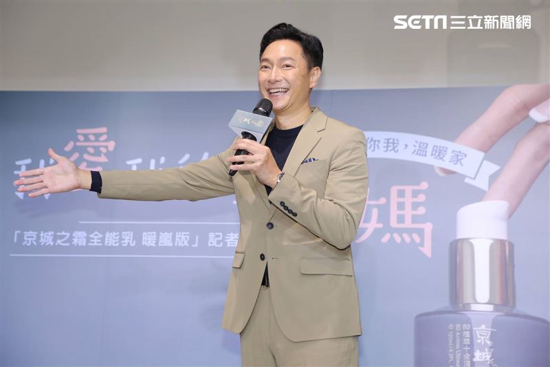 謝祖武和牛爾老師出席保養品活動。 （圖／記者楊澍攝影）