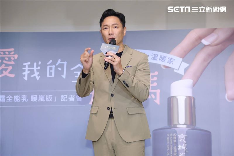 謝祖武和牛爾老師出席保養品活動。 （圖／記者楊澍攝影）