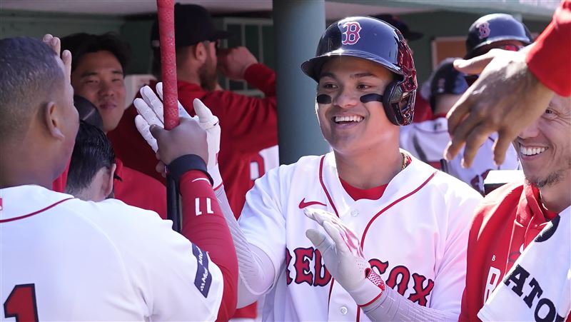 張育成生女隔日就開轟　美媒讚爸爸力爆發