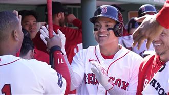 張育成生女隔日就開轟　美媒讚爸爸力爆發