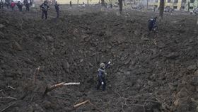 烏克蘭馬里波爾兒童和婦產醫院遭轟炸（圖／美聯社／達志影像）