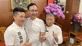 朱立倫到鎮瀾宮參拜，顏清標、顏寬恒陪同。（圖／國民黨提供）