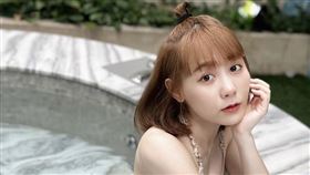 畇二曬火辣泳裝照。（圖／翻攝畇二IG）