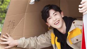 ▲鄧倫。（圖／翻攝自微博）