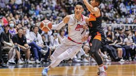 ▲林書豪全場猛攻30分5籃板，率隊勇奪7連勝續寫隊史紀錄。（圖／高雄17直播鋼鐵人提供）