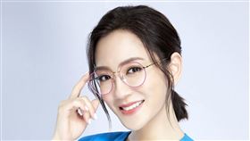 楊千霈驚傳已有老花眼（萬里路®漸進鏡片提供）