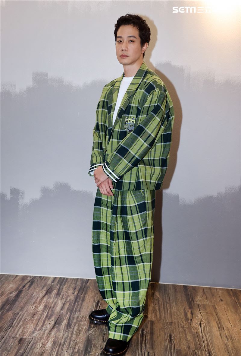 薛仕凌三立新聞網專訪。（記者邱榮吉/攝影）