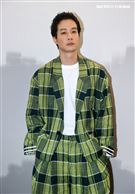 薛仕凌三立新聞網專訪。（記者邱榮吉/攝影）