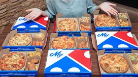 達美樂「MyBOX」129元起享受豐盛美味，主餐精選6款超人氣披薩口味與3種口味捲餅，搭配2種副食或甜點，飽足感十足。（圖／速食業者提供）