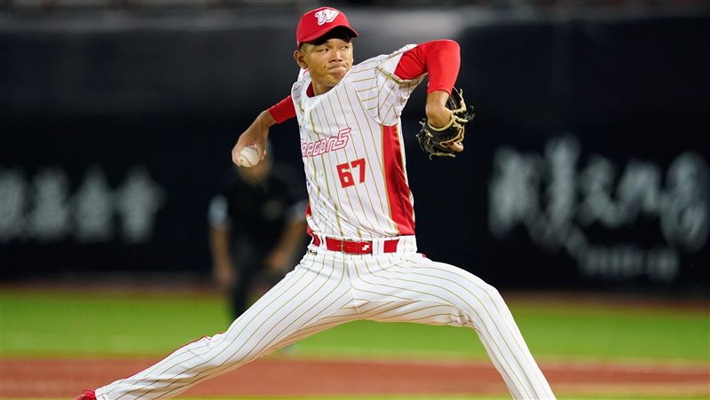 新秀大物對決漂亮勝出　曹祐齊好投奪首勝