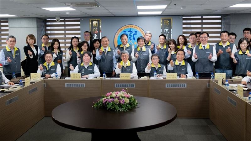 林氏璧籲這事：新冠降級，但病毒不會消失