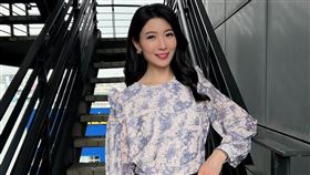 三立主播李昕芸外型相當清秀漂亮（圖／翻攝臉書）