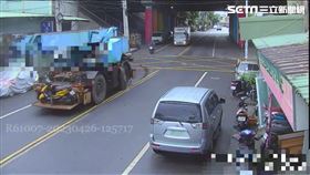 新北市，五股，漏油，吊車，自摔