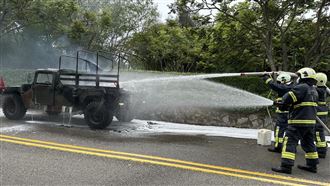 悍馬車起火瞬間燒成火球　金防部回應了