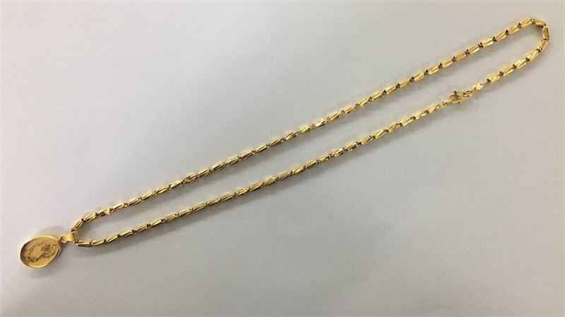 3少年搶劫婦女　怕被關竟「吞下金項鍊」