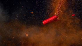 7歲 鞭炮 爆炸 慶祝