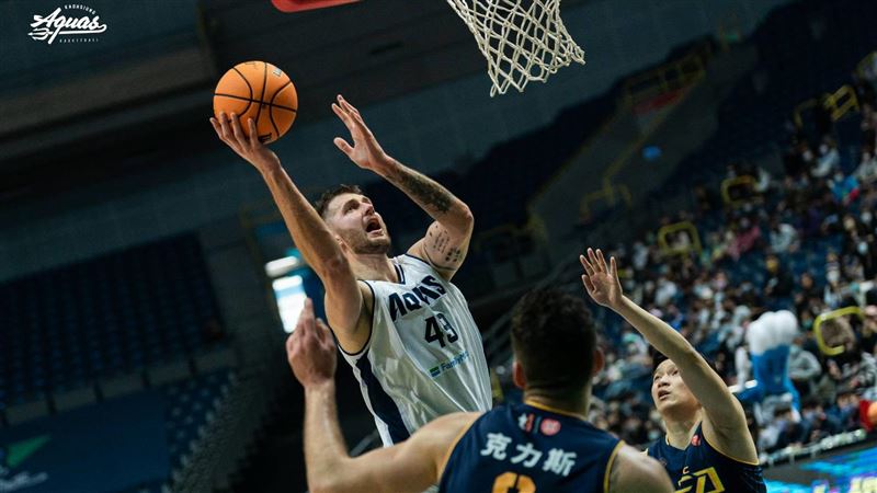 立陶宛巨塔季後賽報銷！海神連霸路添變數