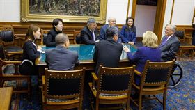 柯文哲拜會德州州長。（圖／民眾黨提供）
