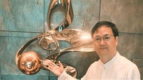 江柏樂是知名命理師，沒想到落入詐騙陷阱。（圖／翻攝江柏樂臉書）