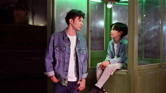 鳳小岳兒子長大了　抽高混血變超帥