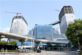 名家／住展雜誌