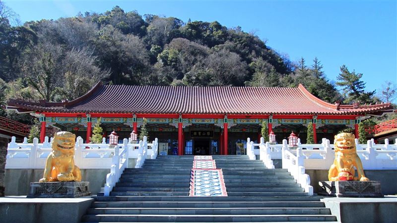 快拿身分證！「姓名對中」免費住宮殿飯店
