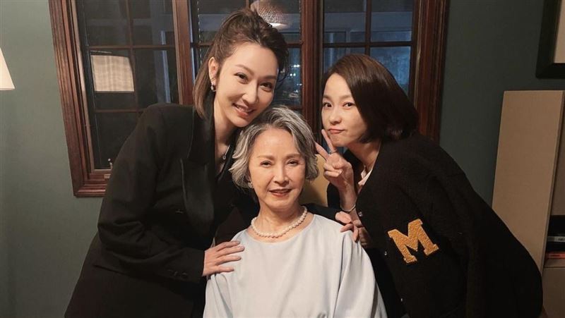 曾莞婷曝23年前和李璇緣分：我的青春歲月