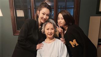 曾莞婷曝23年前和李璇緣分：我的青春歲月