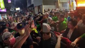 大甲媽遶境未見「格鬥賽」！進香文化提升被讚爆　彰化起駕壯觀畫面曝。（圖／翻攝自王惠美臉書）