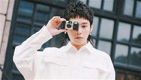 展瑞無預警宣布「是時候單飛了」。（圖／翻攝自monday_rays IG）